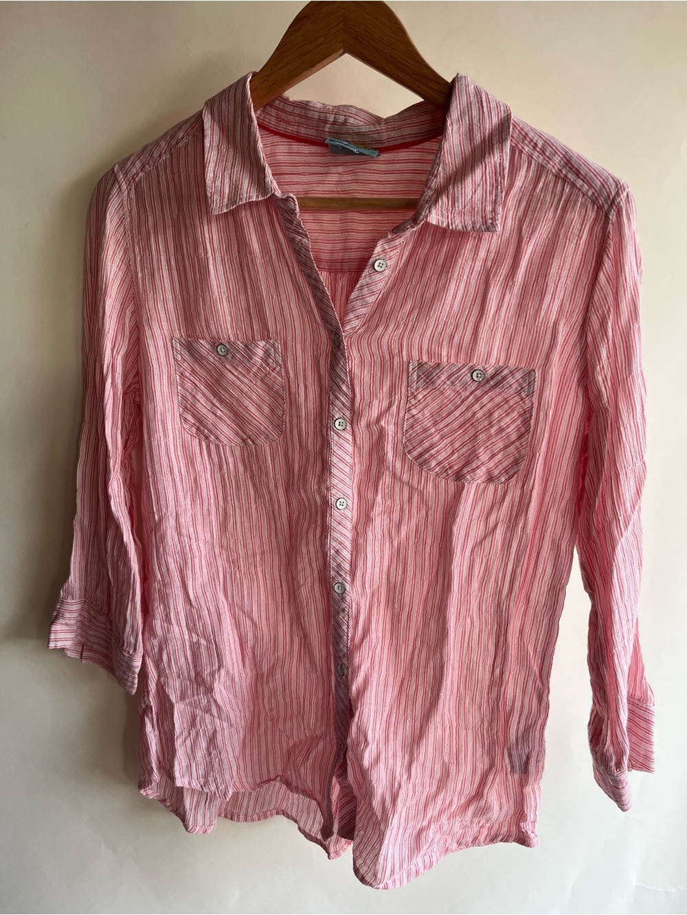 C&C California button down shirt red white womens sz med 3/4 sleeve top euc